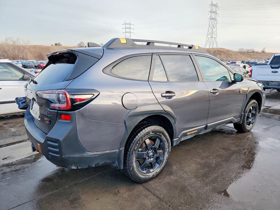 Photo 3 from auction – 2022 SUBARU OUTBACK WI with VIN 4S4BTGUD0N3276721