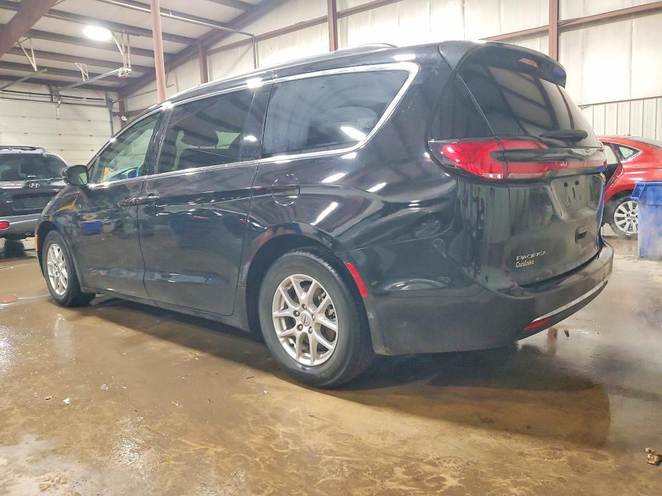 Photo 2 from auction – 2022 CHRYSLER PACIFICA with VIN 2C4RC1BG4NR195113