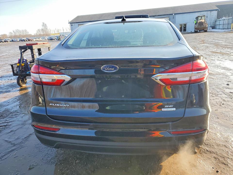 Photo 6 from auction – 2020 FORD FUSION with VIN 3FA6P0HDXLR248201