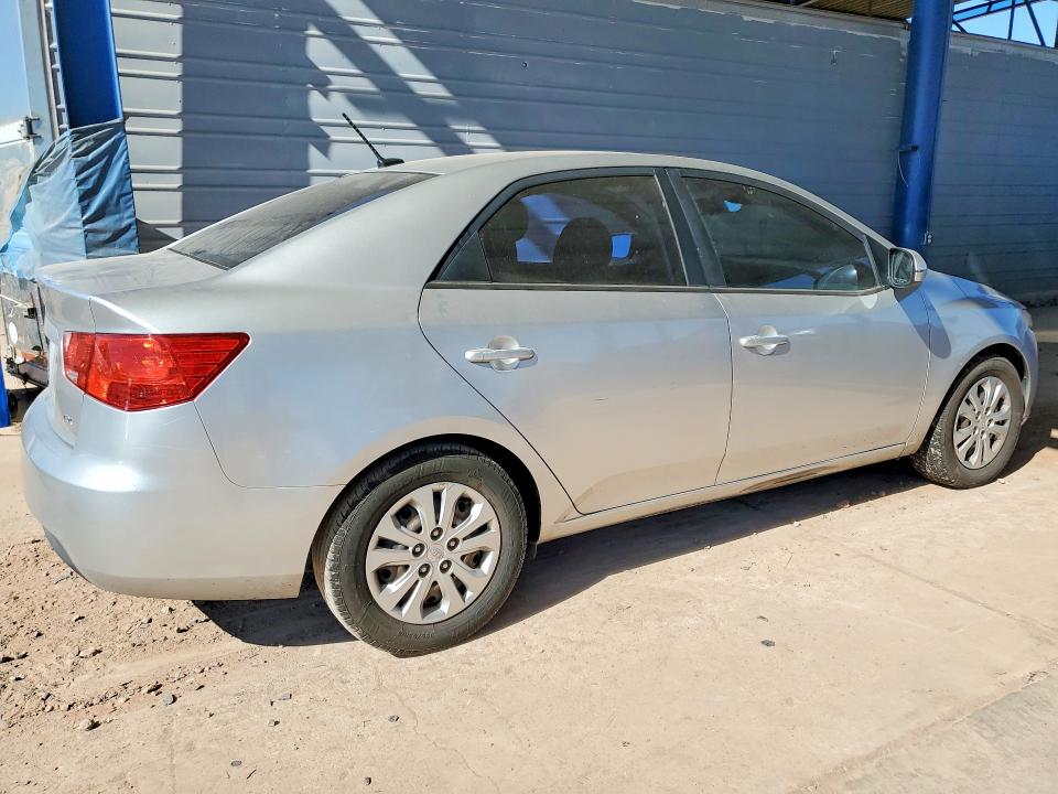 صورة رقم 3 من المزاد - 2012 KIA FORTE EX مع VIN KNAFU4A25C5574278