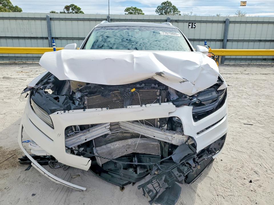 Photo 5 from auction – 2019 LINCOLN NAUTILUS with VIN 2LMPJ7J98KBL36420