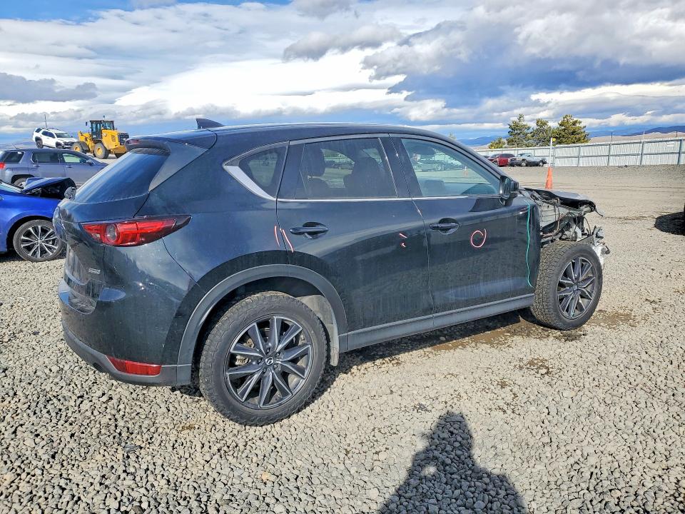 Photo 3 from auction – 2017 MAZDA CX-5 with VIN JM3KFBDL8H0105377