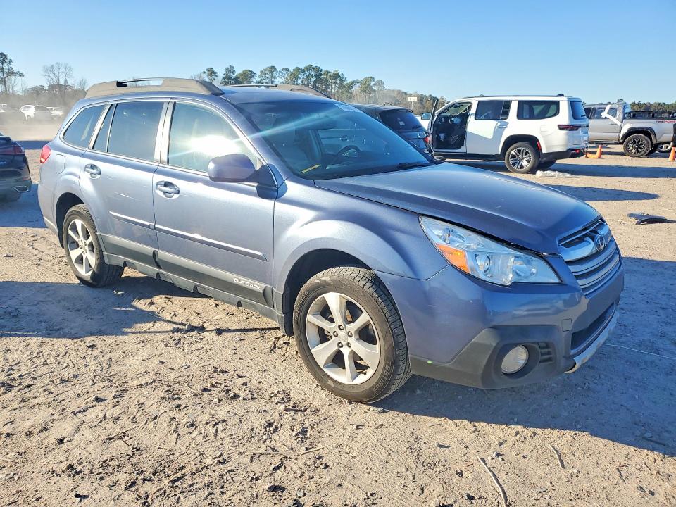 Photo 4 from auction – 2014 SUBARU OUTBACK with VIN 4S4BRCLC6E3300908