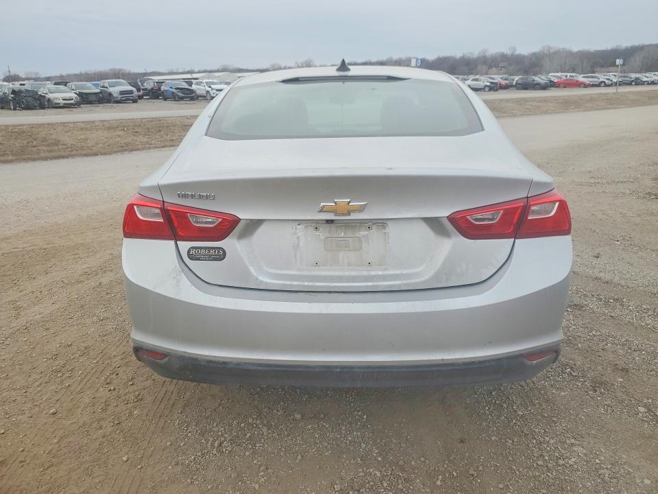 Photo 6 from auction – 2018 CHEVROLET MALIBU with VIN 1G1ZB5ST7JF228316