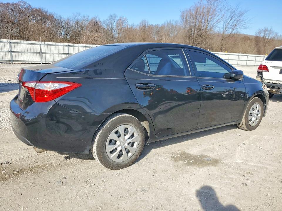 Photo 3 from auction – 2016 TOYOTA COROLLA with VIN 5YFBURHE2GP402734