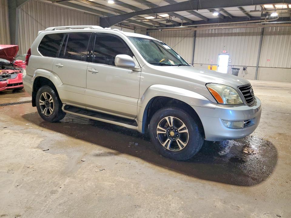 Photo 4 from auction – 2004 LEXUS GX 470 with VIN JTJBT20X240042097