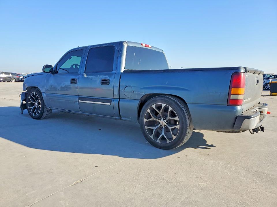Photo 2 from auction – 2006 CHEVROLET SILVERADO with VIN 2GCEC13Z061275555