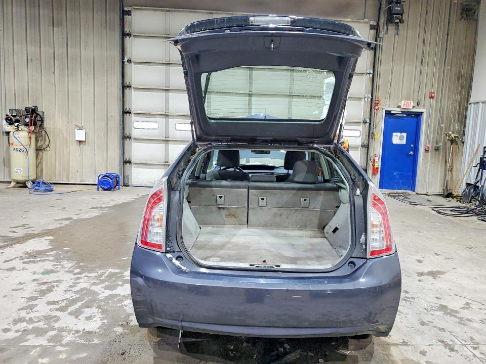 Photo 6 from auction – 2013 TOYOTA PRIUS with VIN JTDKN3DU3D1732809