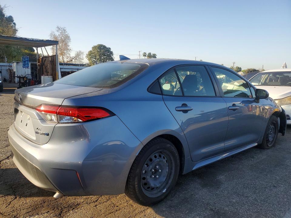 Photo 3 from auction – 2024 TOYOTA COROLLA with VIN JTDBCMFE3R3036335