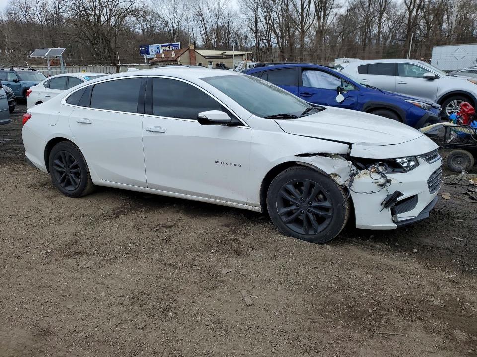 Photo 4 from auction – 2018 CHEVROLET MALIBU with VIN 1G1ZD5ST6JF191480