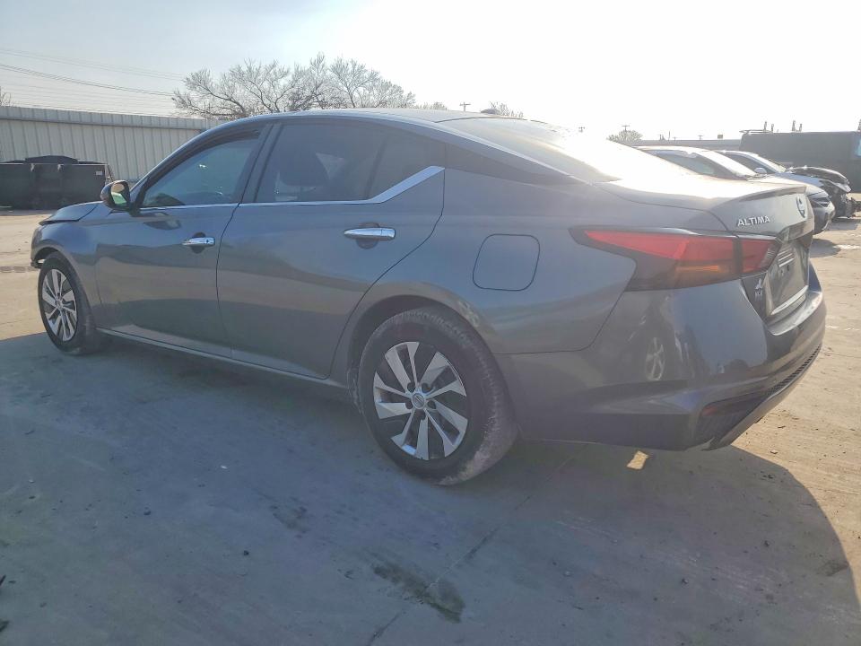 Photo 2 from auction – 2020 NISSAN ALTIMA with VIN 1N4BL4BVXLC138685