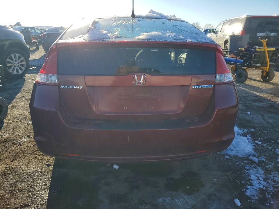 Photo 6 from auction – 2010 HONDA INSIGHT with VIN JHMZE2H78AS032057