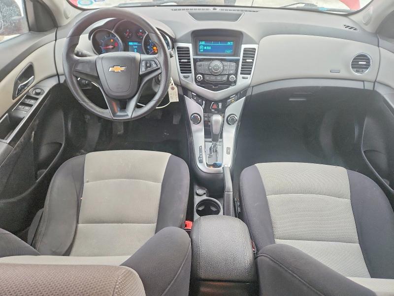 Photo 8 from auction – 2014 CHEVROLET CRUZE LS with VIN 1G1PA5SH4E7149739