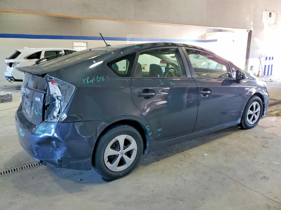 Photo 3 from auction – 2012 TOYOTA PRIUS with VIN JTDKN3DU9C1541751