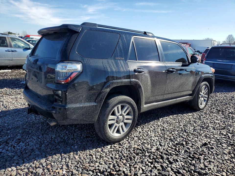 Photo 3 from auction – 2011 TOYOTA 4RUNNER with VIN JTEBU5JR7B5046739