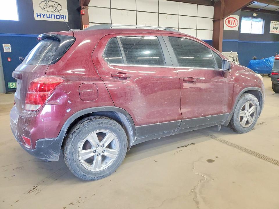 Photo 3 from auction – 2017 CHEVROLET TRAX with VIN 3GNCJLSBXHL181687