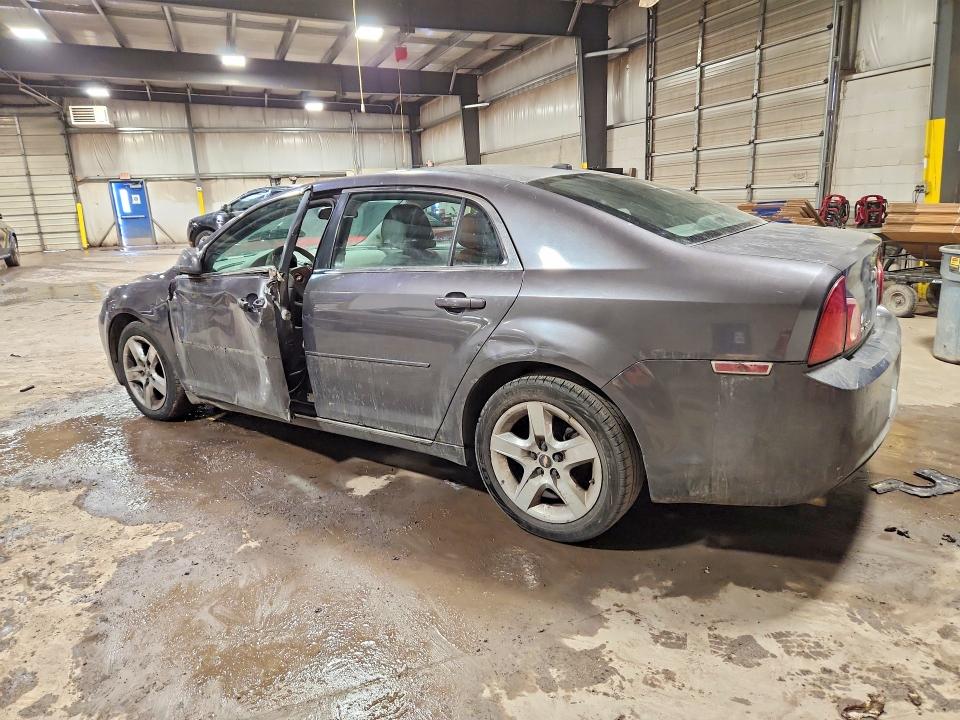 Photo 2 from auction – 2010 CHEVROLET MALIBU with VIN 1G1ZC5EB7A4112948