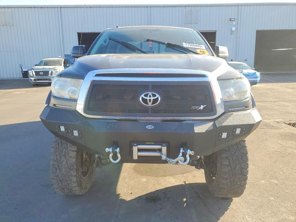 Photo 5 from auction – 2013 TOYOTA TUNDRA with VIN 5TFRY5F15DX133816