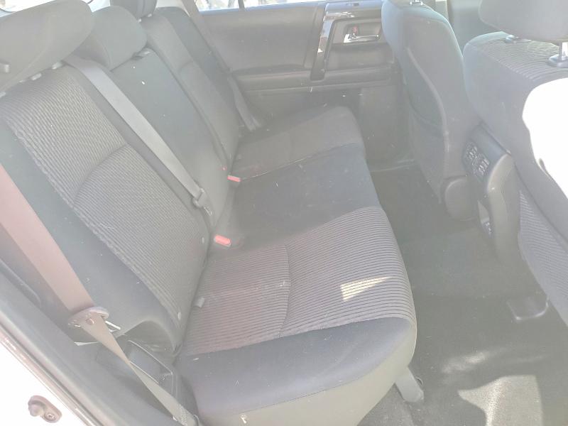 Photo 11 from auction – 2021 TOYOTA 4RUNNER SR with VIN JTEPU5JR9M5936698