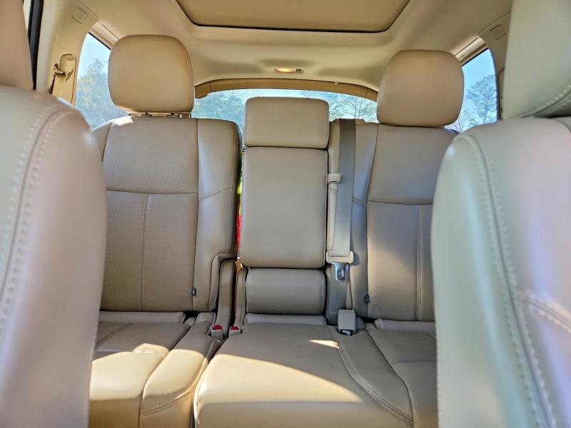 Photo 10 from auction – 2019 NISSAN PATHFINDER with VIN 5N1DR2MM0KC593243
