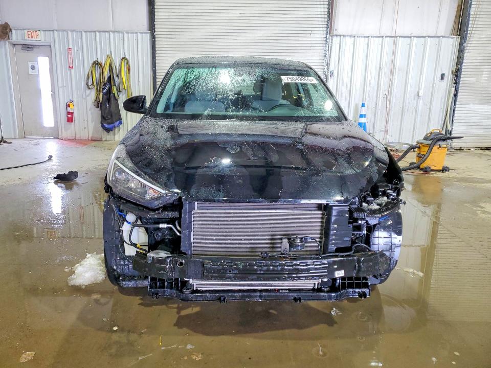 Photo 5 from auction – 2020 HYUNDAI TUCSON with VIN KM8J2CA48LU137116