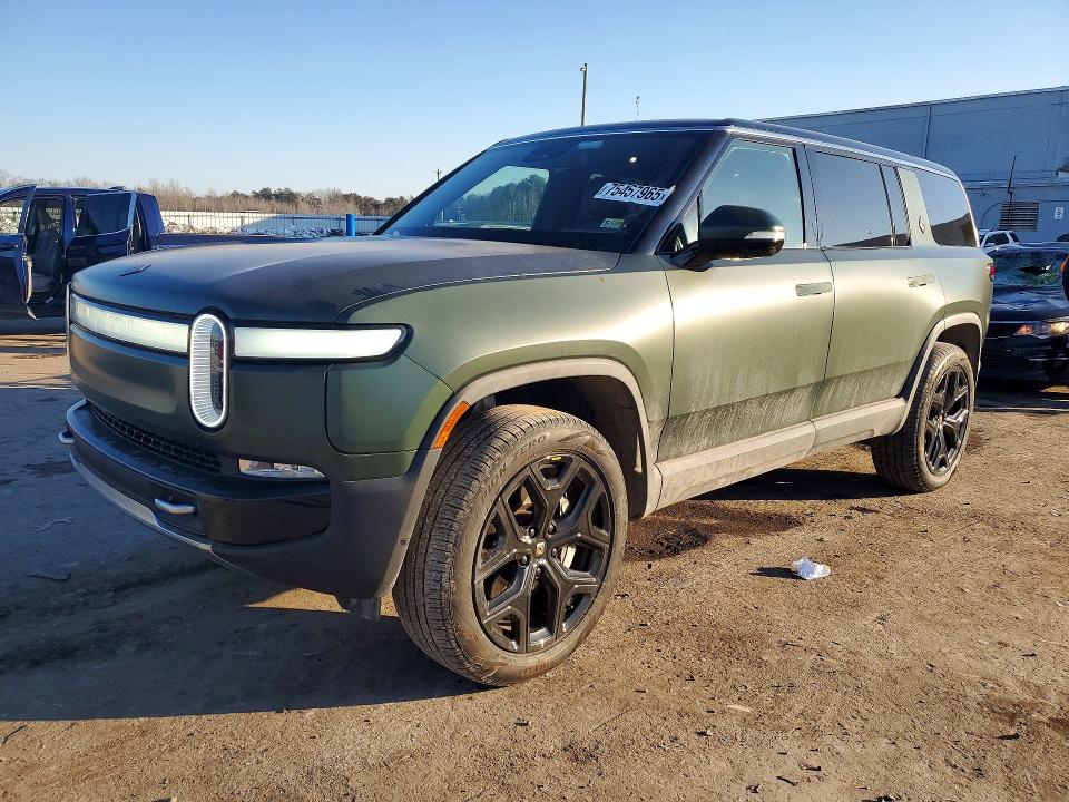 RIVIAN R1S ADVENT 2024 with VIN 7PDSGCBA4RN032468 - Photo from auction