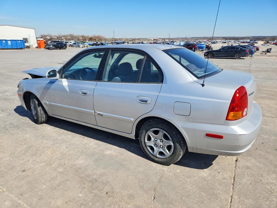 Photo 2 from auction – 2005 HYUNDAI ACCENT with VIN KMHCG45C35U642839