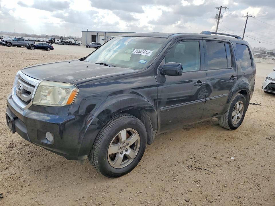 HONDA PILOT EX 2011 with VIN 5FNYF3H49BB045548 - Photo from auction