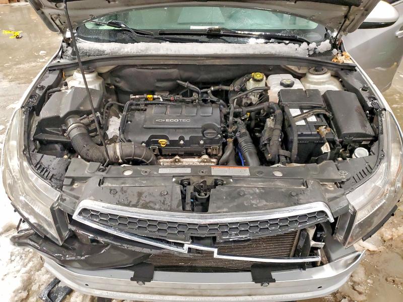 Photo 11 from auction – 2014 CHEVROLET CRUZE with VIN 1G1PC5SB3E7112395