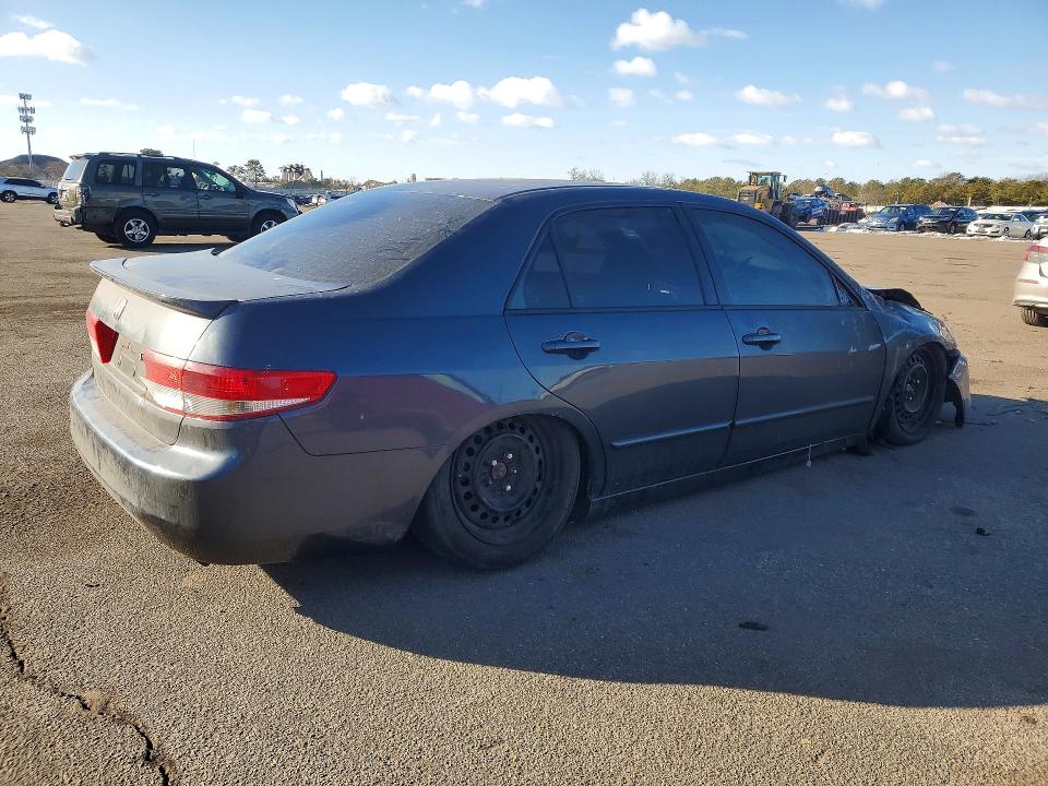 Photo 3 from auction – 2003 HONDA ACCORD LX with VIN 1HGCM66343A050972