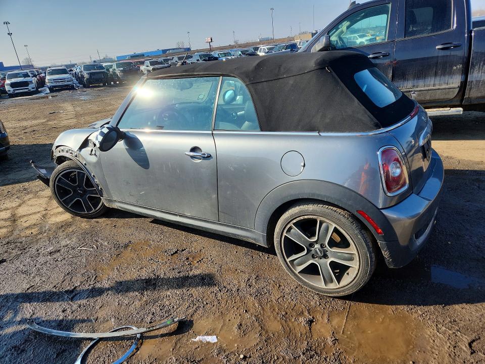 Photo 2 from auction – 2009 MINI COOPER with VIN WMWMS33519TY50507