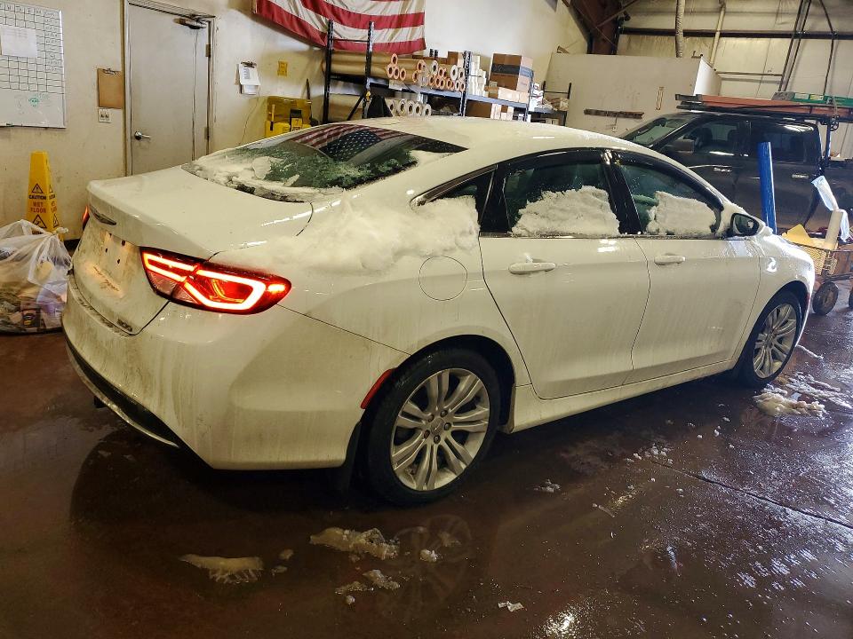 Photo 3 from auction – 2015 CHRYSLER 200 with VIN 1C3CCCAB4FN507232