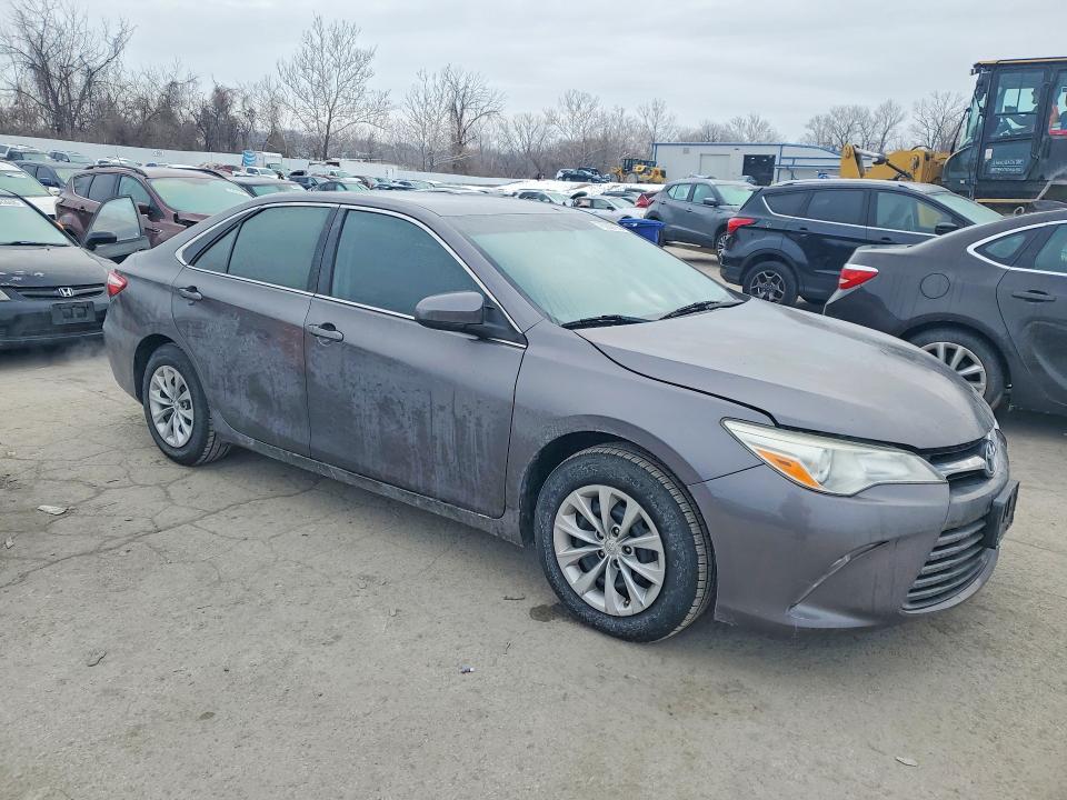 Photo 4 from auction – 2015 TOYOTA CAMRY with VIN 4T4BF1FK9FR486297