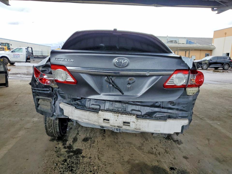 Photo 6 from auction – 2011 TOYOTA COROLLA with VIN JTDBU4EEXB9165805
