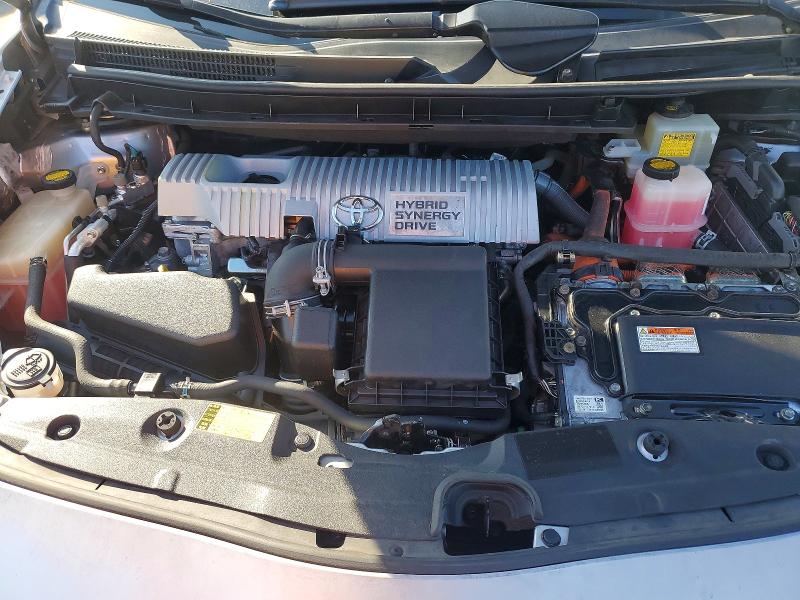 Photo 11 from auction – 2013 TOYOTA PRIUS with VIN JTDKN3DU8D5626154