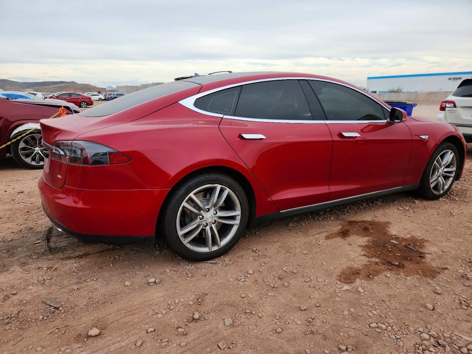 Photo 3 from auction – 2014 TESLA MODEL S with VIN 5YJSA1H11EFP56292