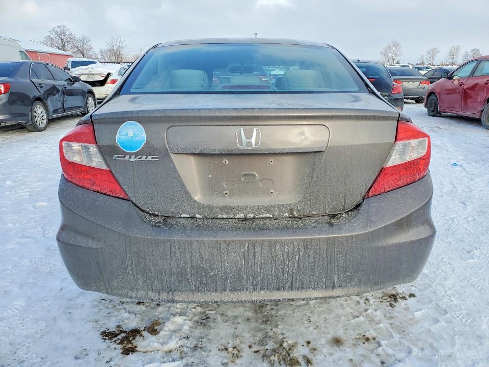 Photo 6 from auction – 2012 HONDA CIVIC with VIN 2HGFB2F45CH004749
