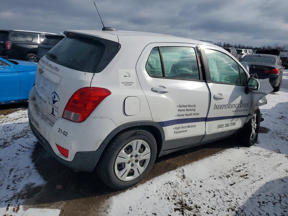 Photo 3 from auction – 2019 CHEVROLET TRAX with VIN 3GNCJKSB9KL170424