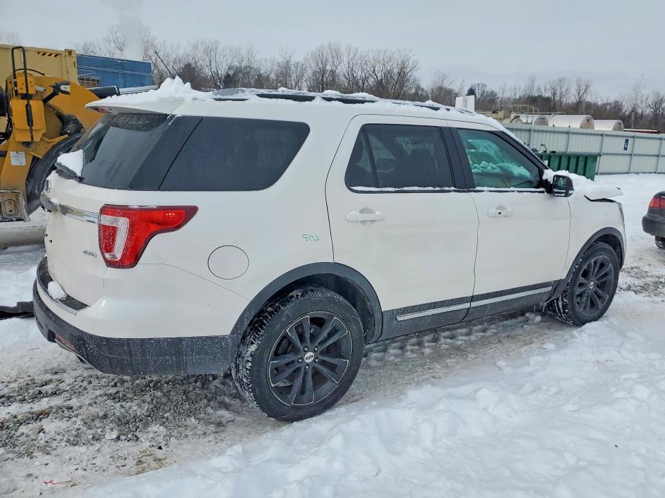 Photo 3 from auction – 2018 FORD EXPLORER with VIN 1FM5K8D89JGB05638