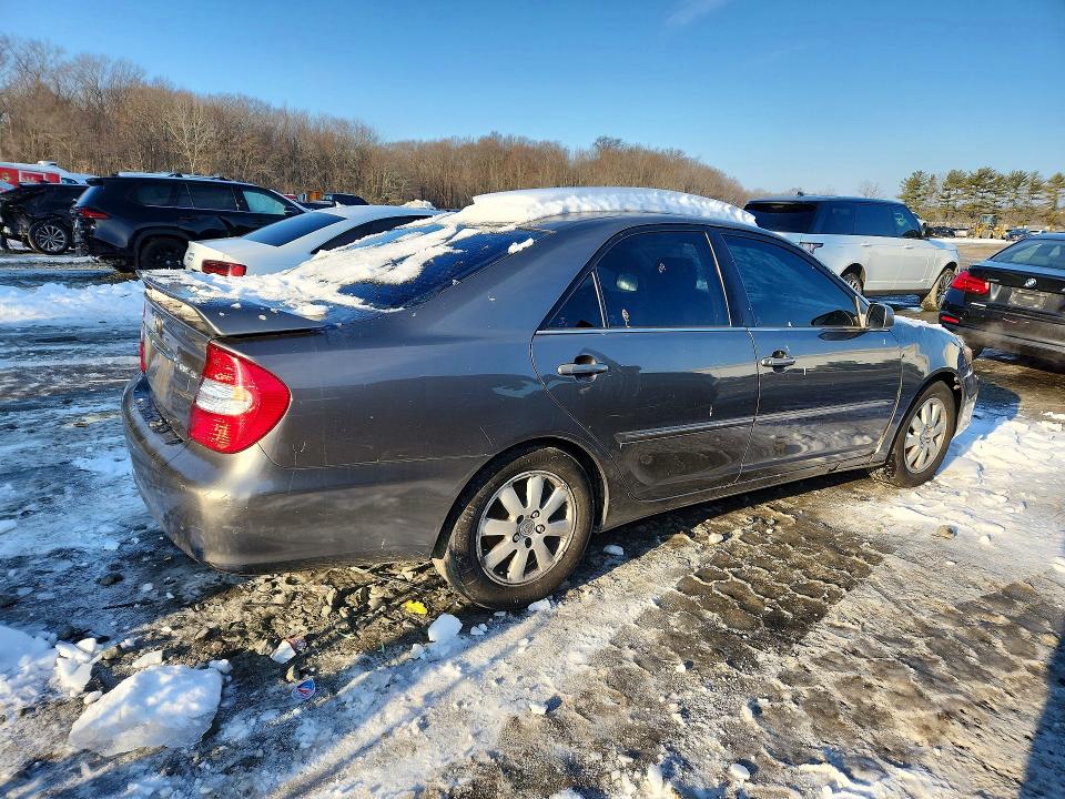 Photo 3 from auction – 2003 TOYOTA CAMRY with VIN 4T1BE30K73U672322