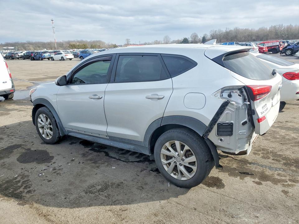 Photo 2 from auction – 2019 HYUNDAI TUCSON SE with VIN KM8J23A42KU061987