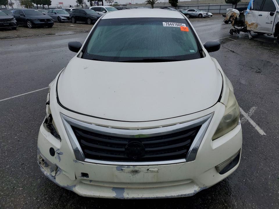 Photo 5 from auction – 2015 NISSAN ALTIMA with VIN 1N4AL3APXFN327676