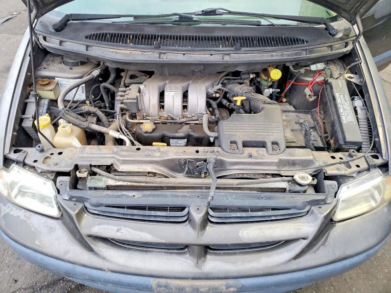 Photo 12 from auction – 1998 DODGE CARAVAN SE with VIN 2B4GP45G5WR759939