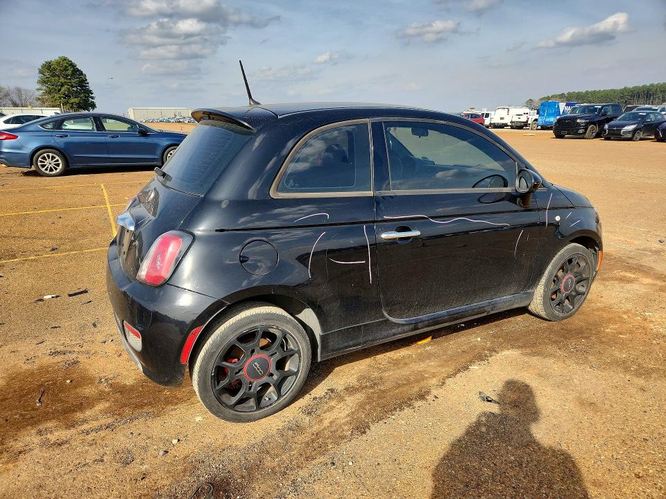 Photo 3 from auction – 2015 FIAT 500 with VIN 3C3CFFBR9FT690079