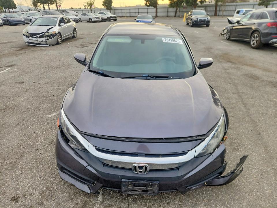 Photo 5 from auction – 2017 HONDA CIVIC with VIN 2HGFC2F57HH577052