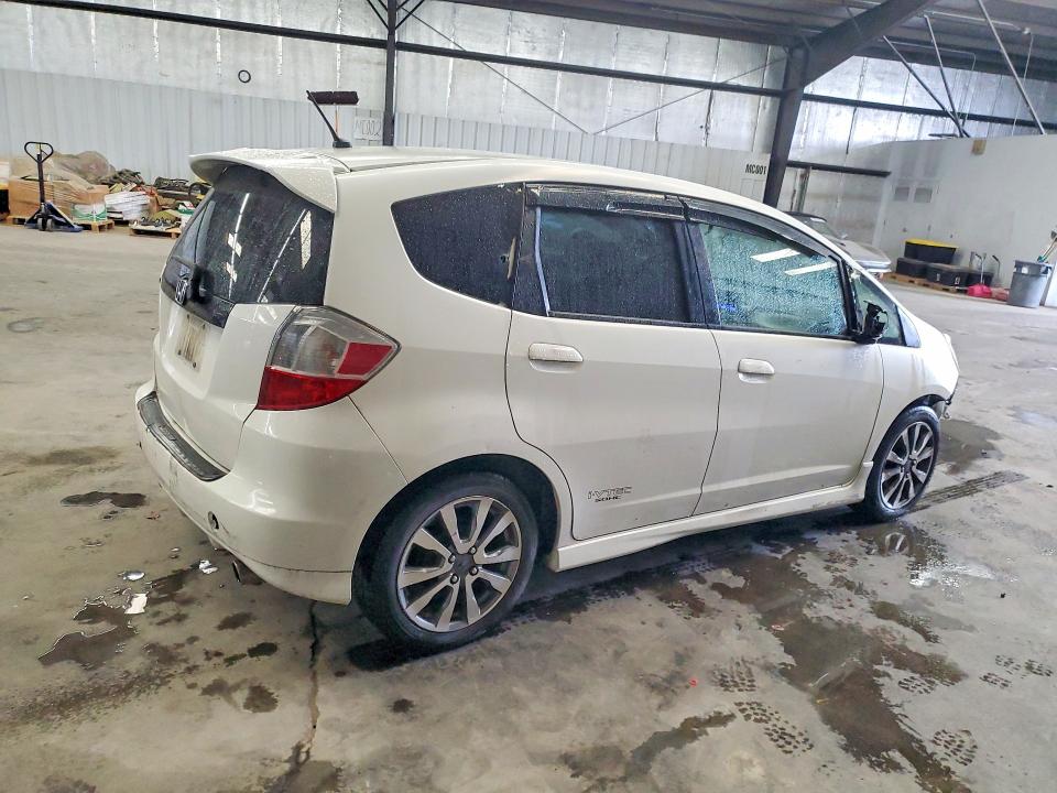 Photo 3 from auction – 2013 HONDA FIT with VIN JHMGE8H55DC017796
