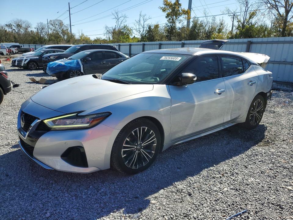NISSAN MAXIMA S 2019 with VIN 1N4AA6AV5KC378448 - Photo from auction