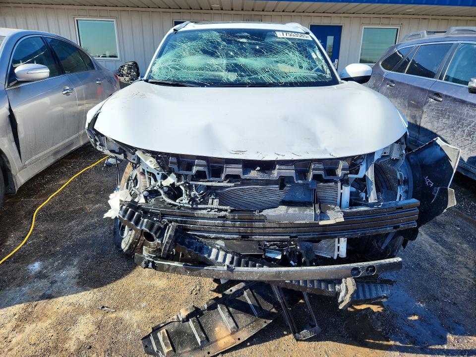 Photo 5 from auction – 2025 NISSAN KICKS with VIN 3N8AP6CB6SL395361