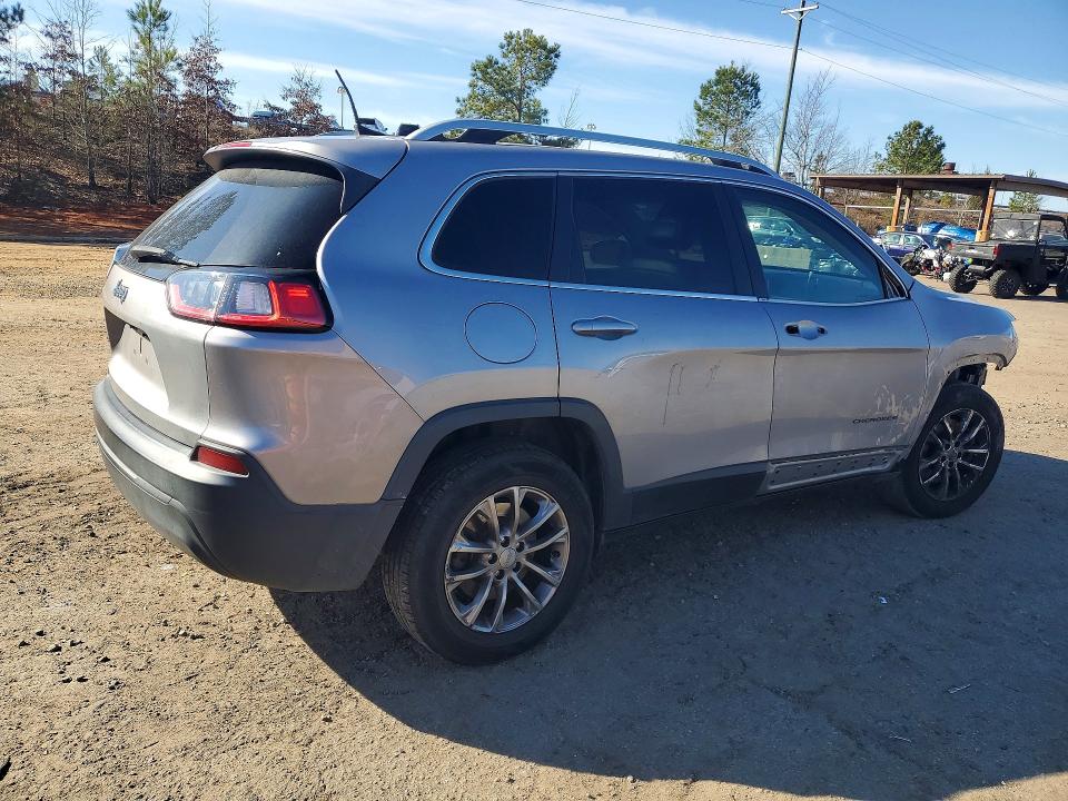 Photo 3 from auction – 2019 JEEP CHEROKEE with VIN 1C4PJMLB1KD105075