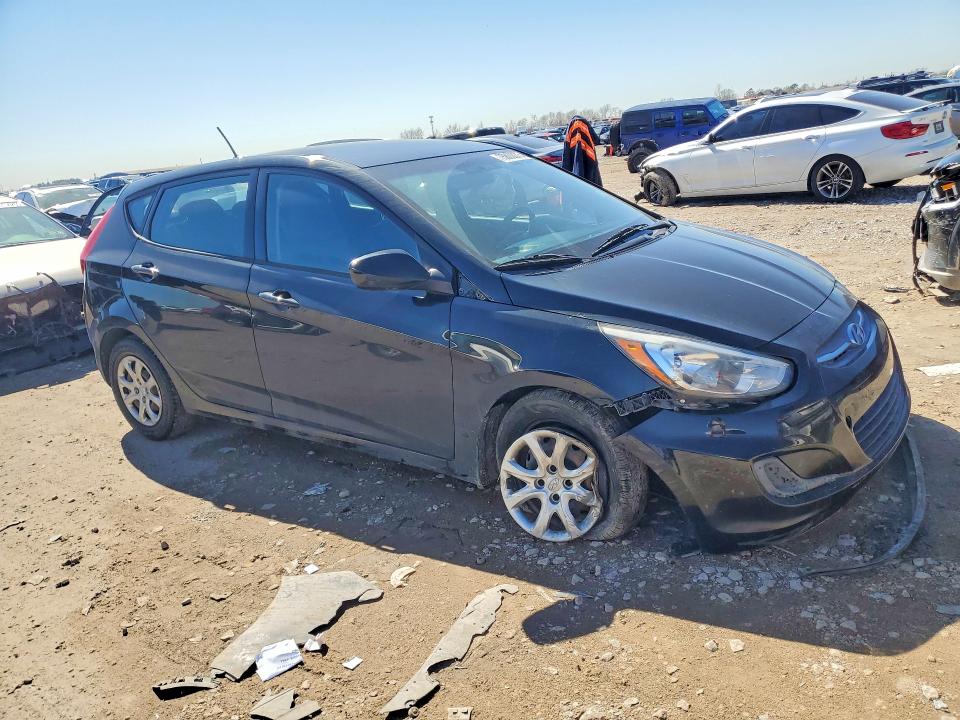 Photo 4 from auction – 2017 HYUNDAI ACCENT SE with VIN KMHCT5AE2HU366182
